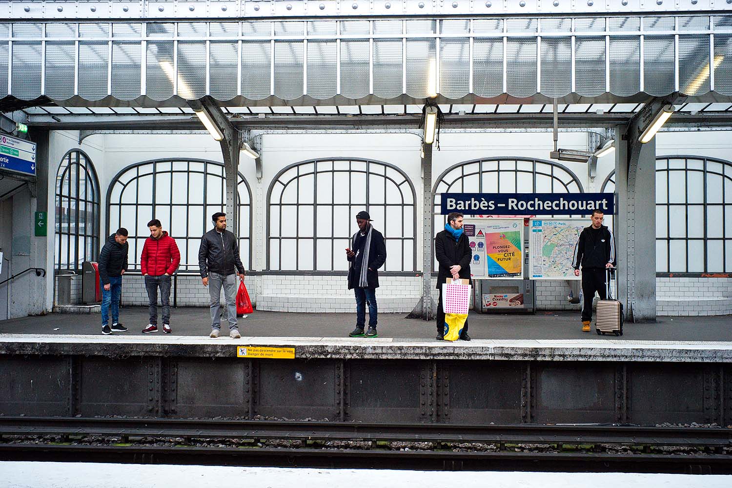 10_station-barbes-paris